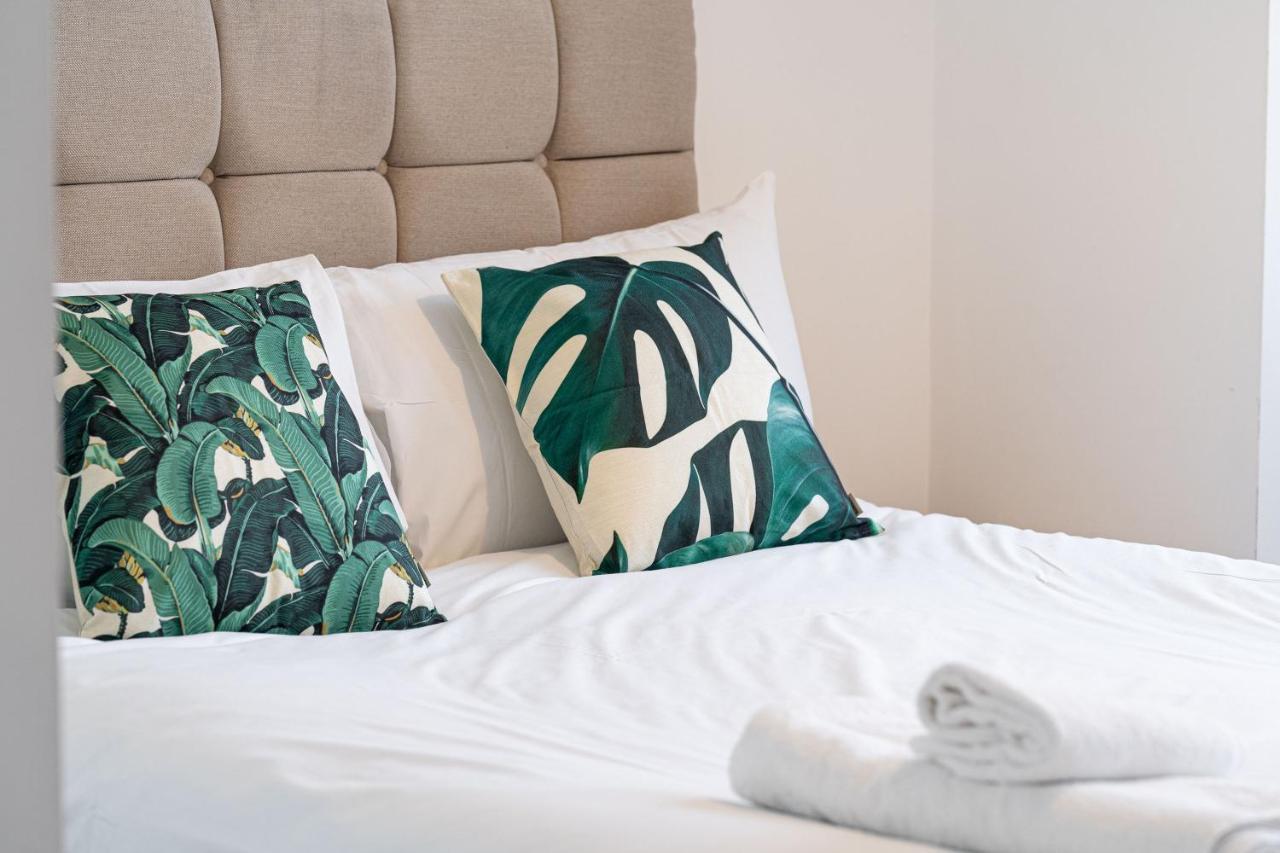 Seven Living Broadway Residences - City Centre, Broad Street - Free Parking Apartment *