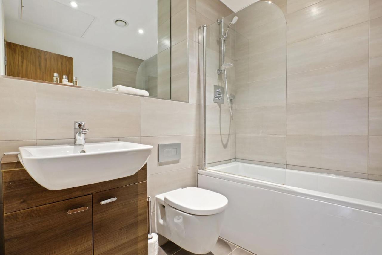 Seven Living Broadway Residences - City Centre, Broad Street - Free Parking *